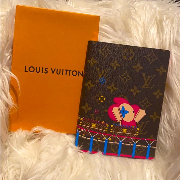 💕 Louis Vuitton 2020 Limited Edition Notebook 💕 - Picture 1 of 15